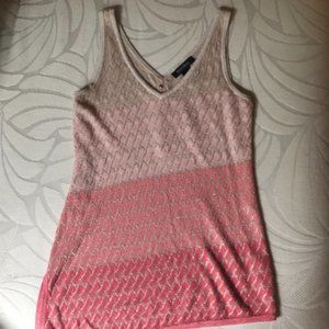 ❤️ White House Black Market Top